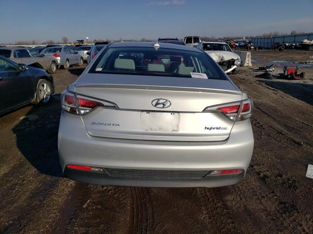 KMHE24L19GA010795 - 2016 HYUNDAI SONATA HYBRID SILVER photo 6