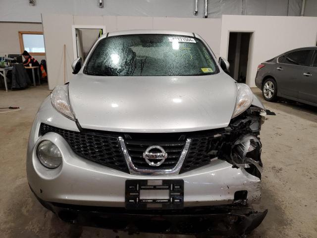 JN8AF5MV6BT014965 - 2011 NISSAN JUKE S SILVER photo 5