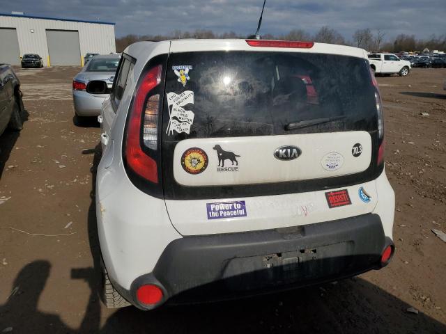 KNDJN2A28E7038382 - 2014 KIA SOUL WHITE photo 6