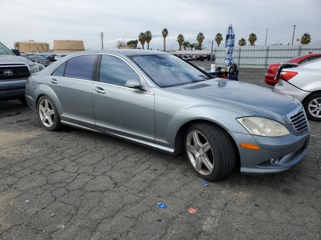 WDDNG71X48A160125 - 2008 MERCEDES-BENZ S 550 SILVER photo 4