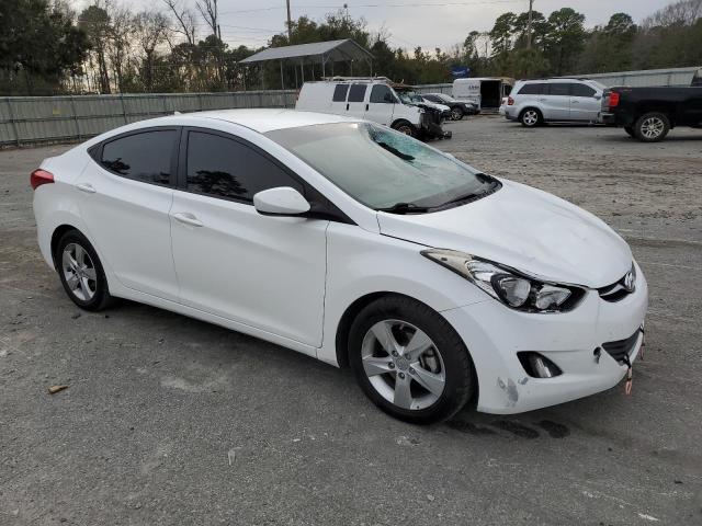 5NPDH4AE3DH433901 - 2013 HYUNDAI ELANTRA GLS WHITE photo 4