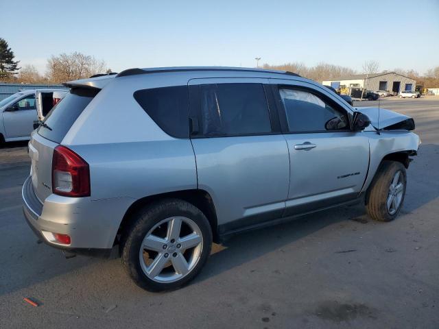 1J4NF5FB6BD205158 - 2011 JEEP COMPASS LIMITED SILVER photo 3