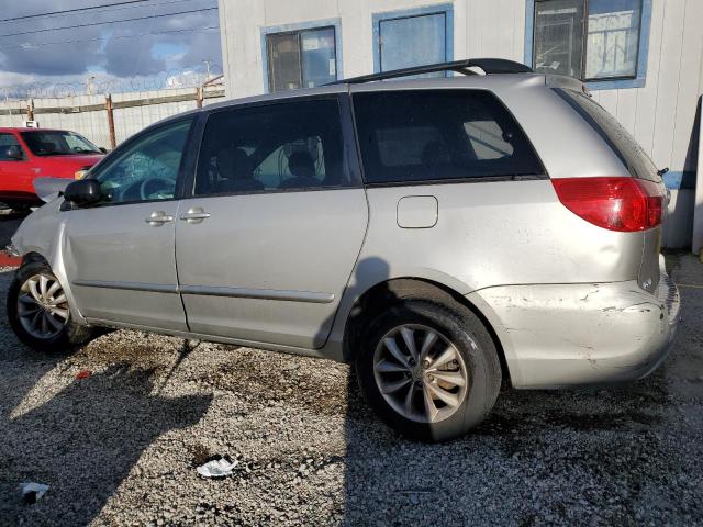 5TDZK23CX7S081213 - 2007 TOYOTA SIENNA CE SILVER photo 2