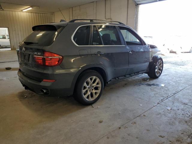5UXZV4C56D0E00563 - 2013 BMW X5 XDRIVE35I GRAY photo 3