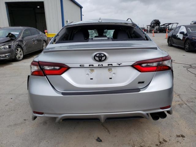 4T1T11AK8PU727014 - 2023 TOYOTA CAMRY SE NIGHT SHADE SILVER photo 6