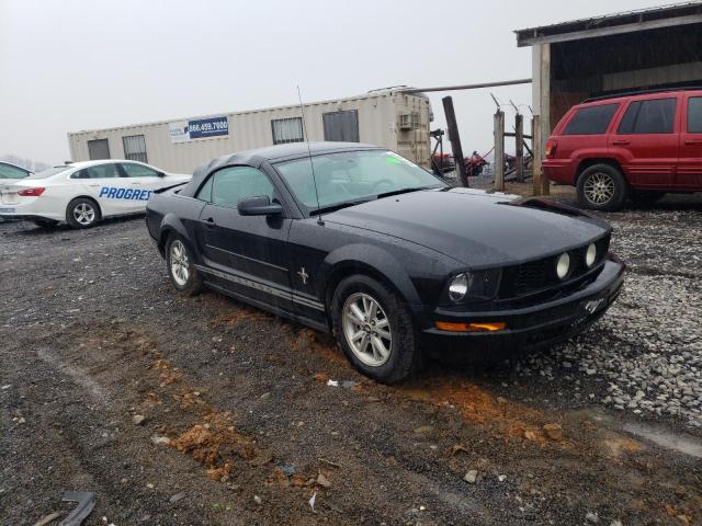 1ZVHT84N785146485 - 2008 FORD MUSTANG BLACK photo 4