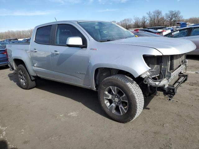 1GCPTDE15H1220142 - 2017 CHEVROLET COLORADO Z71 SILVER photo 4