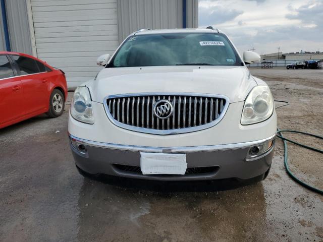 5GALRBED5AJ125065 - 2010 BUICK ENCLAVE CXL WHITE photo 5