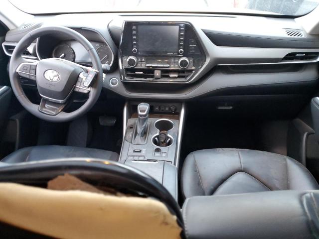 5TDHZRBH2MS139470 - 2021 TOYOTA HIGHLANDER XLE WHITE photo 8