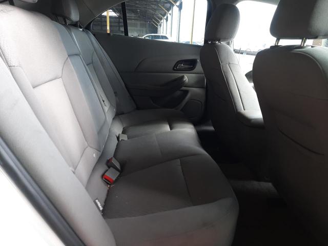 1G11B5SA6GF100881 - 2016 CHEVROLET MALIBU LIM LS WHITE photo 10