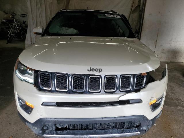 3C4NJDCB9JT130922 - 2018 JEEP COMPASS LIMITED WHITE photo 5