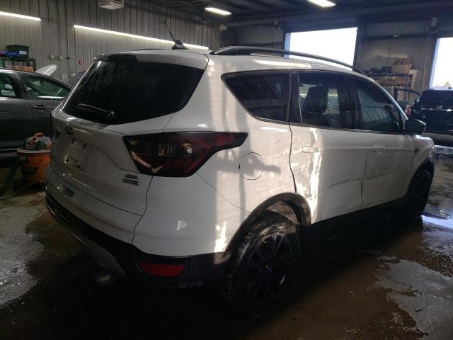 1FMCU9HD9JUC39890 - 2018 FORD ESCAPE SEL WHITE photo 3