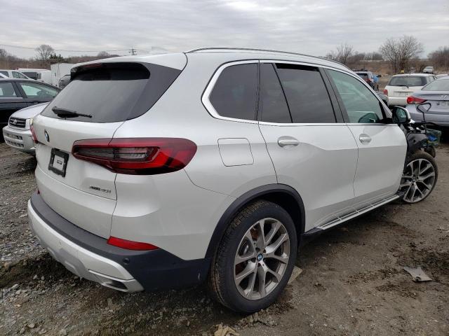 5UXCR6C0XP9N87684 - 2023 BMW X5 XDRIVE40I 白色 照片 3