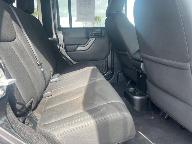 1C4BJWDG7GL310266 - 2016 JEEP WRANGLER U SPORT ნაცრისფერი ფოტო 6