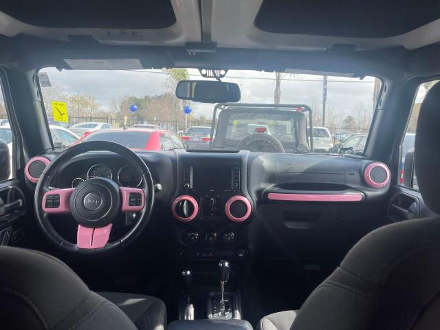 1C4BJWDG7GL310266 - 2016 JEEP WRANGLER U SPORT ნაცრისფერი ფოტო 9