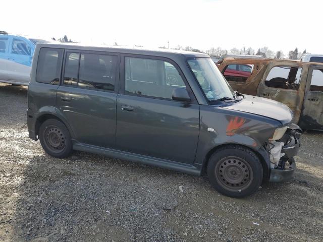 JTLKT324964039340 - 2006 TOYOTA SCION XB GRAY photo 4