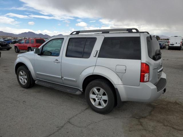 5N1AR1NB2BC629573 - 2011 NISSAN PATHFINDER S 银色 照片 2