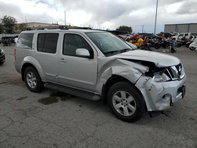 5N1AR1NB2BC629573 - 2011 NISSAN PATHFINDER S 银色 照片 4