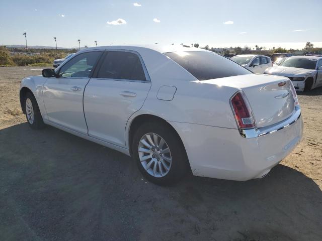 2C3CA4CG9BH572858 - 2011 CHRYSLER 300 WHITE photo 2