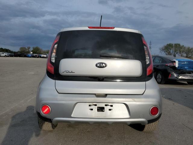 KNDJP3A54H7418348 - 2017 KIA SOUL + SILVER photo 6