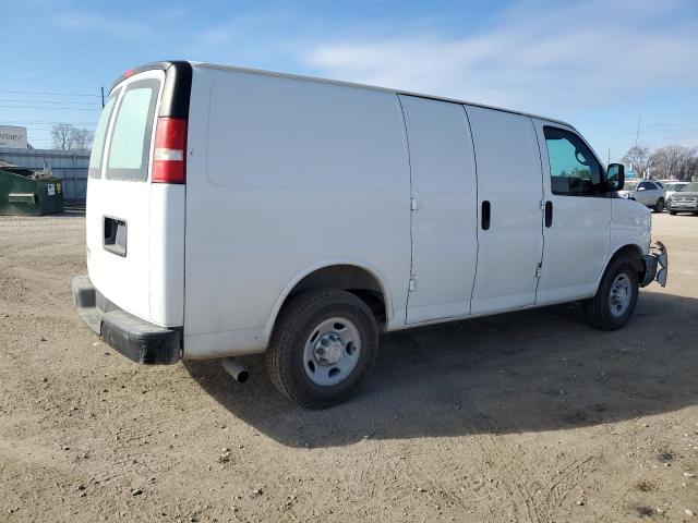 1GCWGFFA9E1188950 - 2014 CHEVROLET EXPRESS G2 WHITE photo 3