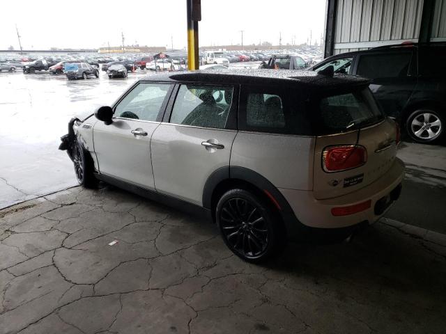 WMWLN5C57J2E34408 - 2018 MINI COOPER CLUBMAN SILVER photo 2