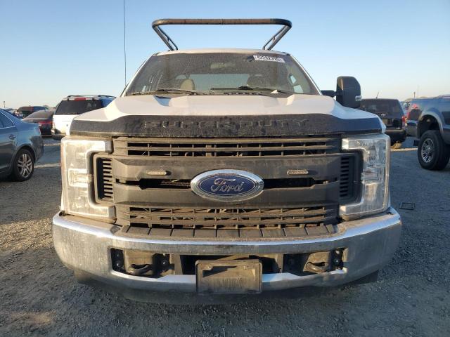 1FT7X2ATXHEE73935 - 2017 FORD F250 SUPER DUTY WHITE photo 5
