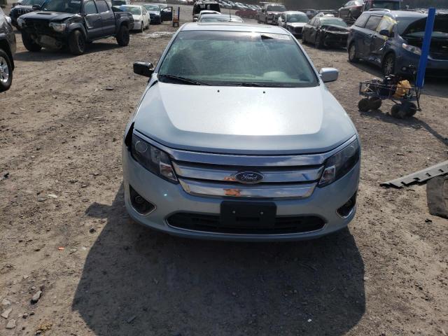 3FADP0L3XAR254826 - 2010 FORD FUSION HYBRID BLUE photo 5