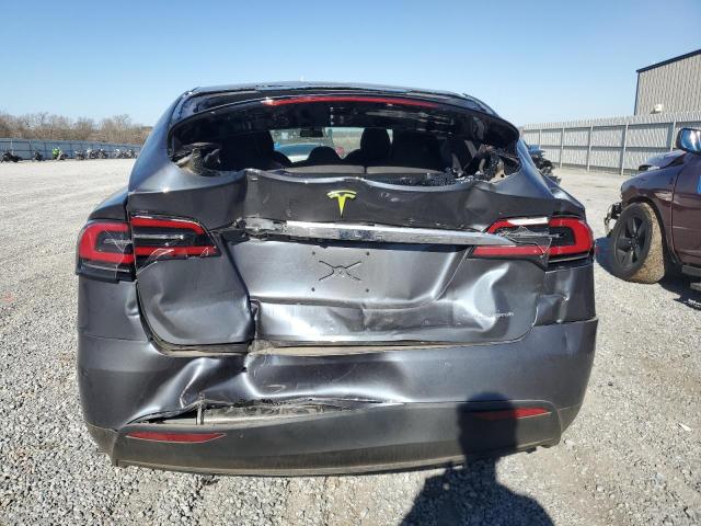 5YJXCDE21LF238663 - 2020 TESLA MODEL X GRAY photo 6