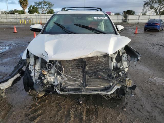 5TDKZRFH4KS359044 - 2019 TOYOTA HIGHLANDER SE WHITE photo 5