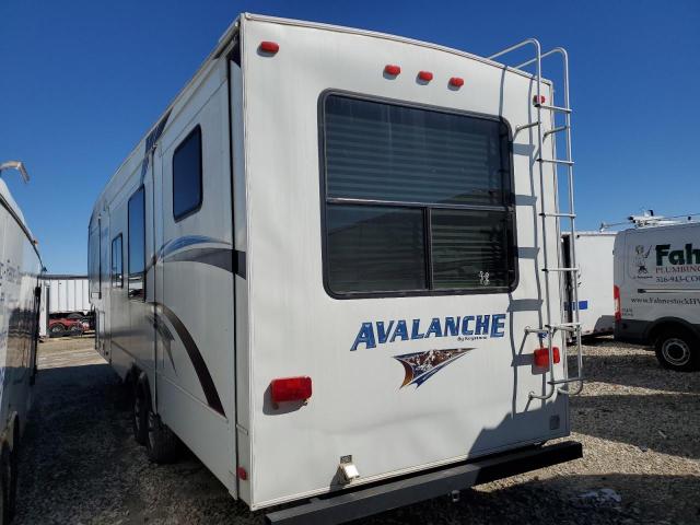 4YDF34020CE760010 - 2012 KEYSTONE AVALANCHE თეთრი ფოტო 3