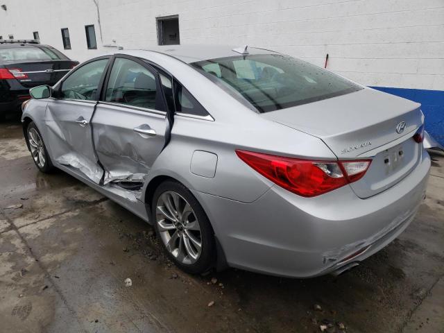 5NPEC4AC8DH633139 - 2013 HYUNDAI SONATA SE SILVER photo 2