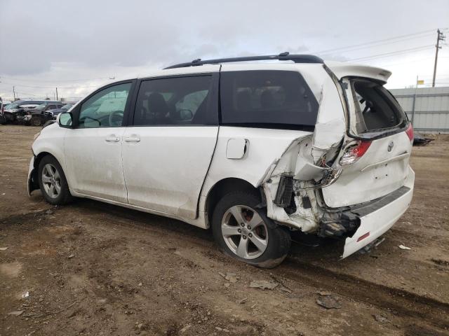 5TDKK3DCXDS354359 - 2013 TOYOTA SIENNA LE WHITE photo 2