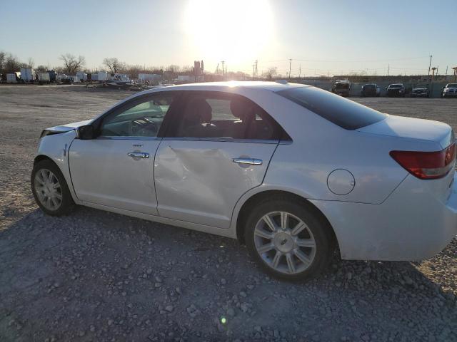 3LNHL2GC1CR819251 - 2012 LINCOLN MKZ WHITE photo 2