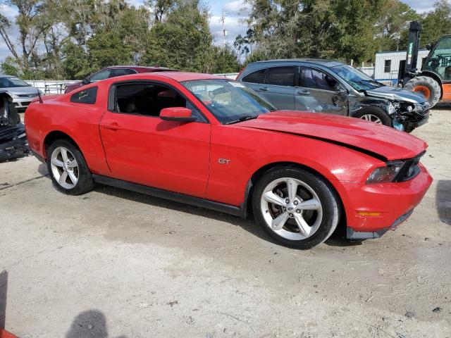 1ZVBP8CH2A5159320 - 2010 FORD MUSTANG GT RED photo 4