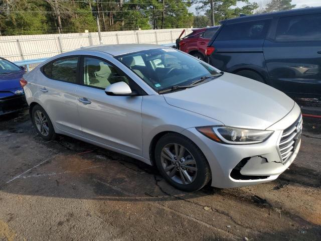 5NPD84LF0JH216548 - 2018 HYUNDAI ELANTRA SEL SILVER photo 4