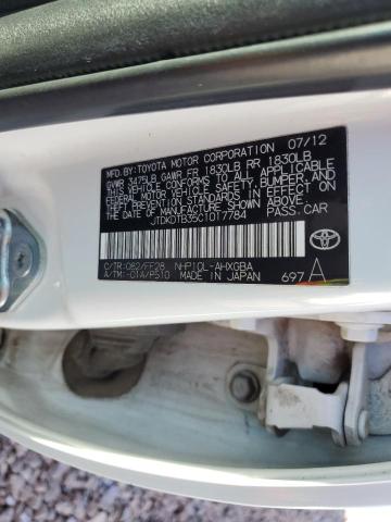 JTDKDTB35C1017784 - 2012 TOYOTA PRIUS C WHITE photo 13