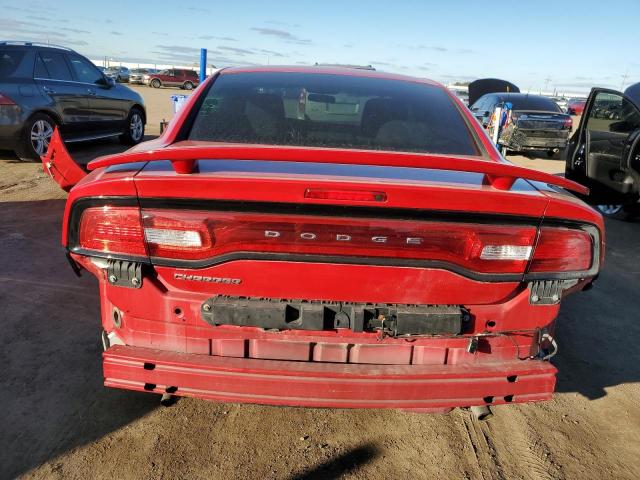 2C3CDXBG1DH516426 - 2013 DODGE CHARGER SE RED photo 6