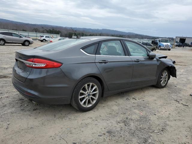 3FA6P0H75HR107070 - 2017 FORD FUSION SE GRAY photo 3