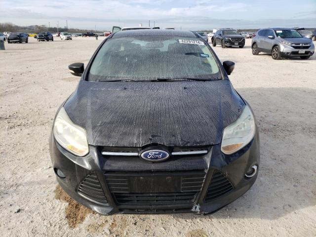 1FAHP3M29CL394327 - 2012 FORD FOCUS SEL BLACK photo 5