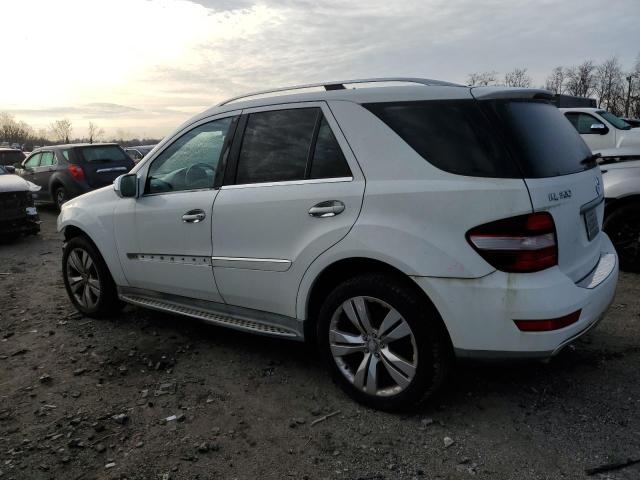 4JGBB8GB5AA604322 - 2010 MERCEDES-BENZ ML 350 4MATIC WHITE photo 2