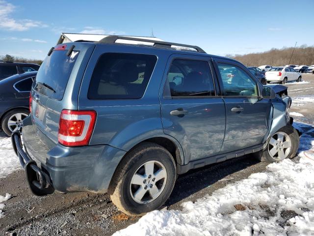 1FMCU9D74BKA76126 - 2011 FORD ESCAPE XLT BLUE photo 3