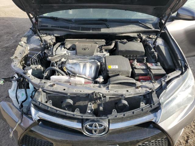 4T1BF1FK8HU293684 - 2017 TOYOTA CAMRY LE GRAY photo 11