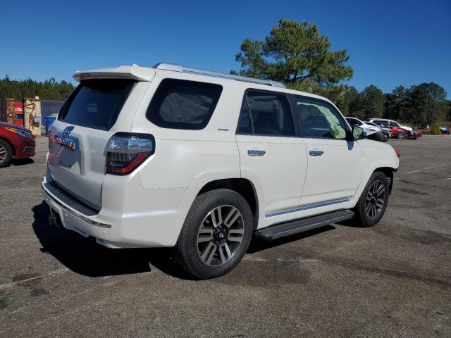 JTEZU5JR4E5066319 - 2014 TOYOTA 4RUNNER SR5 WHITE photo 3