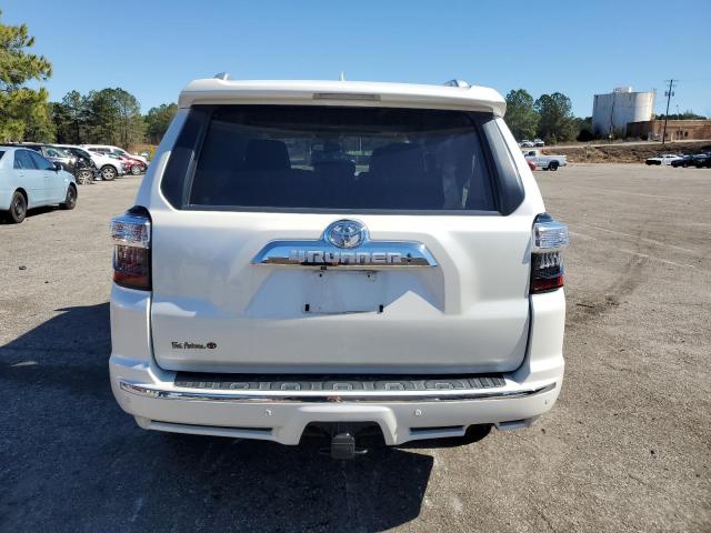 JTEZU5JR4E5066319 - 2014 TOYOTA 4RUNNER SR5 WHITE photo 6