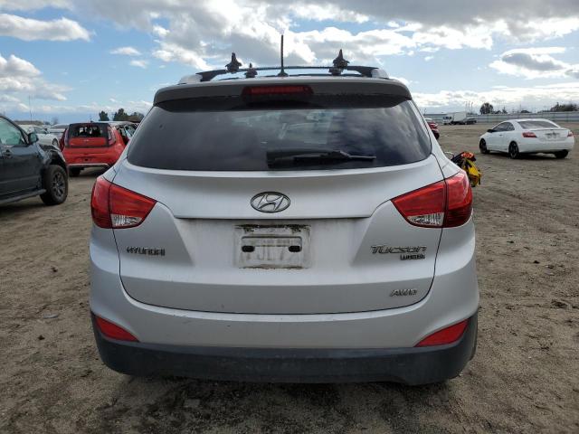 KM8JUCAC2CU420922 - 2012 HYUNDAI TUCSON GLS SILVER photo 6