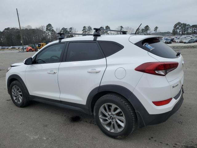 KM8J23A41HU571000 - 2017 HYUNDAI TUCSON SE WHITE photo 2