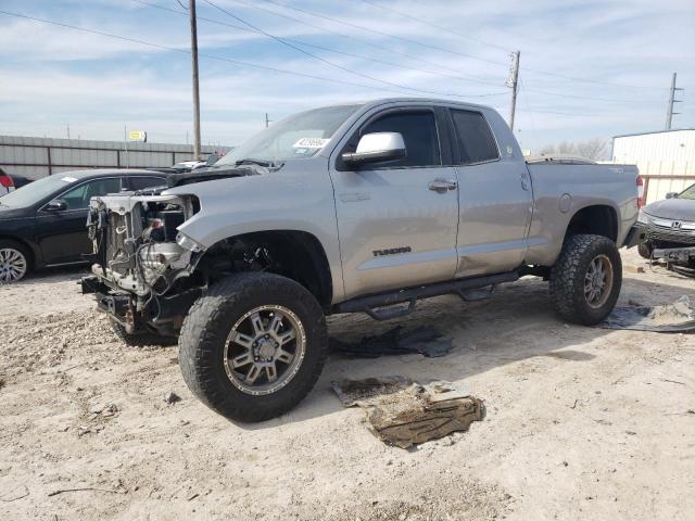 5TFUW5F19GX560405 - 2016 TOYOTA TUNDRA DOUBLE CAB SR/SR5 SILVER photo 1