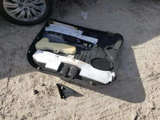 5TFUW5F19GX560405 - 2016 TOYOTA TUNDRA DOUBLE CAB SR/SR5 SILVER photo 12