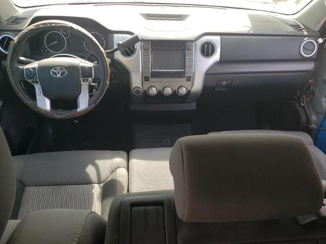 5TFUW5F19GX560405 - 2016 TOYOTA TUNDRA DOUBLE CAB SR/SR5 SILVER photo 8